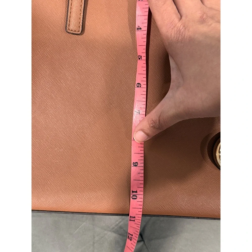 Michael Kors Tote Bag Brown‎ Leather Gold Hardware Top Zip Large